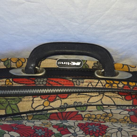 Vintage K-Mart Luggage Travel Bag Suitcase 17" x 11" x 4" Front Pocket Floral - Picture 9 of 11